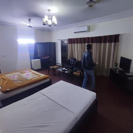 Hotel Clifton Inn Karachi Exteriör bild